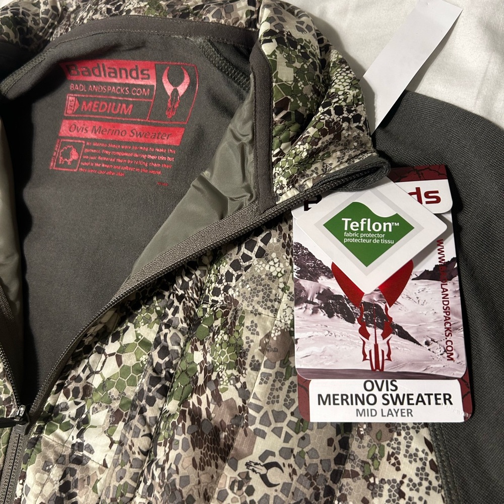 Ovis Merino Sweater - Camouflage Zip Up